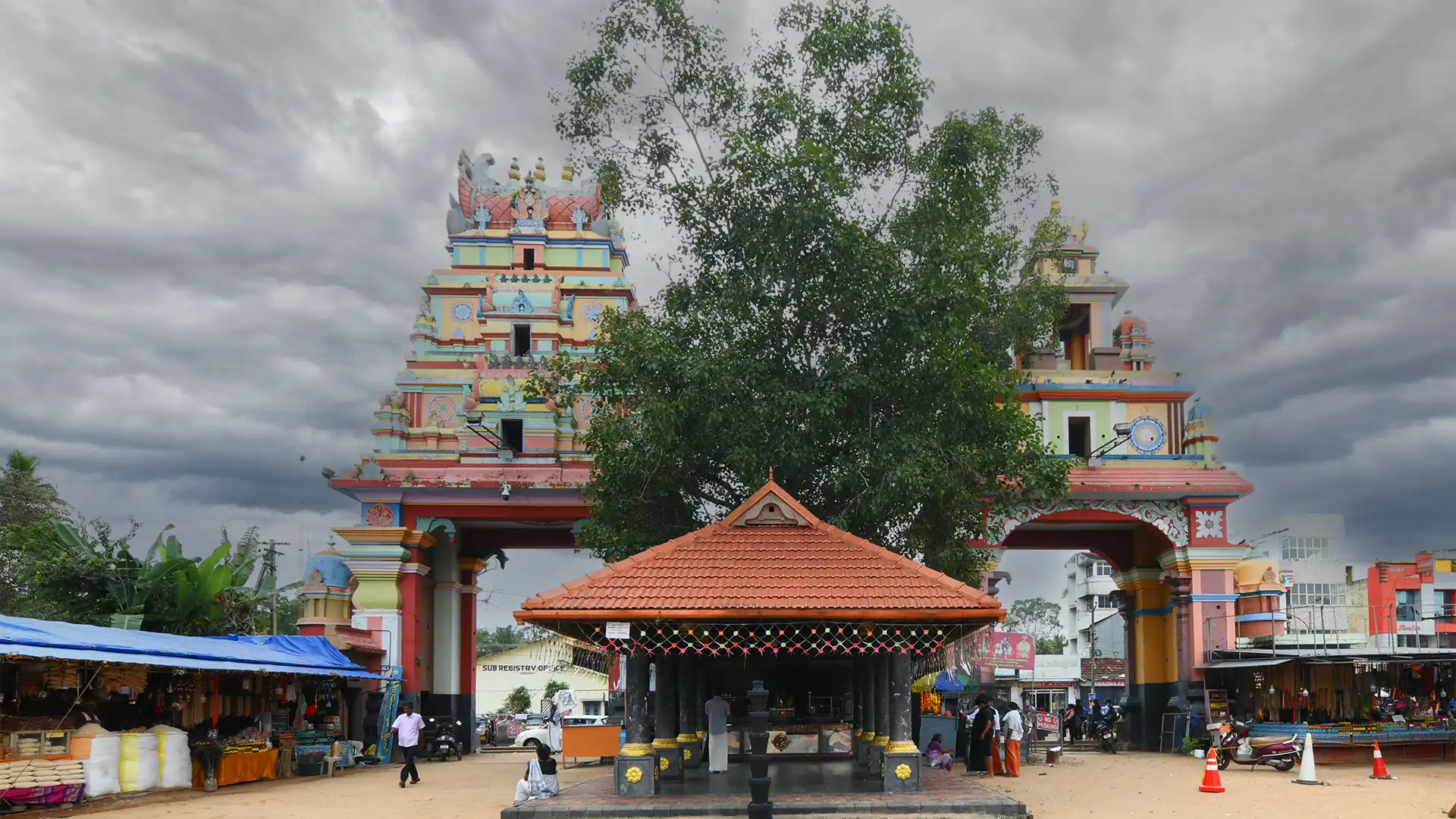 Oachira Parabrahma Temple in Kollam